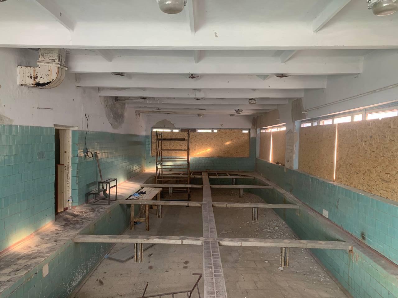 Gutted covered winter pool
